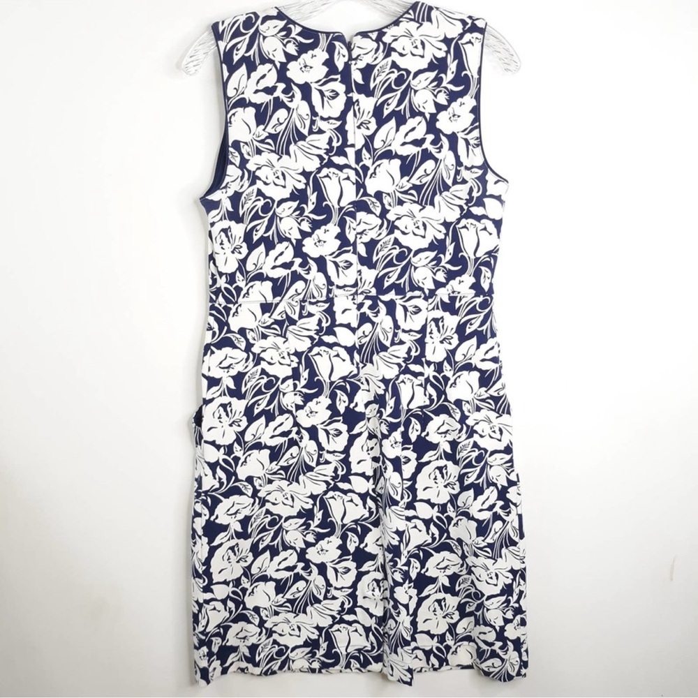 NWOT Lands’ End Navy White Floral Shift Dress Petite 6P Keyhole Stretch Pockets - Picture 3 of 13